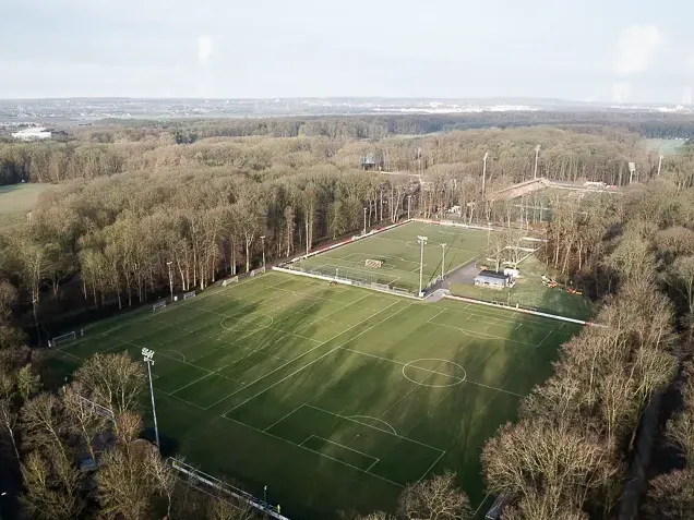 Trainingsplätze des 1. FC Köln am Geißbockheim mit Hybridrasen