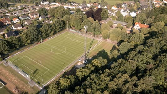 neuer Kunstrasenplatz in Bielefeld Theesen
