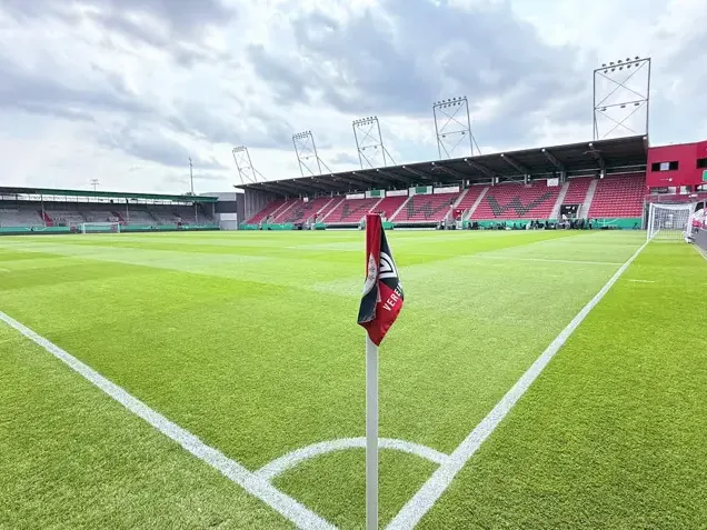 Rasenpflege beim SV Wehen Wiesbaden
