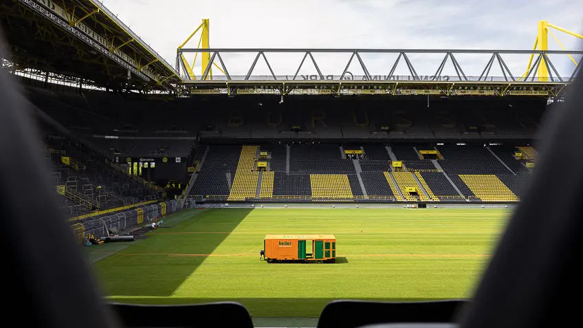 Hybridrasen für den BVB im SIGNAL IDUNA PARK
